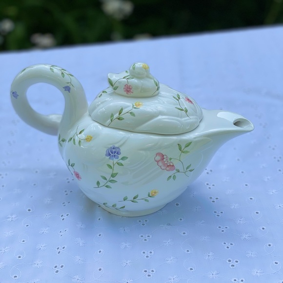 Summer Chintz Collectables Porcelain Teapot #973 - Picture 3 of 5